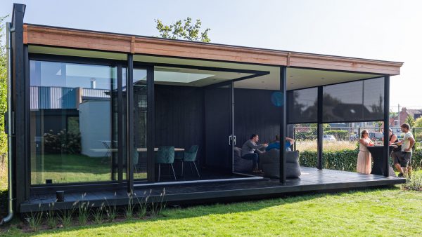 Veranda met open hoek