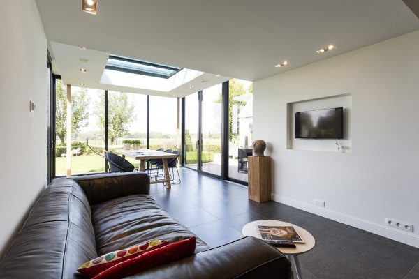 Moderne veranda woonkamer