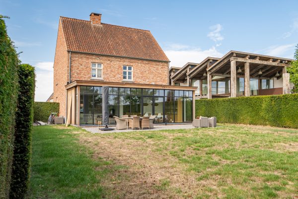 Moderne veranda pastorijwoning